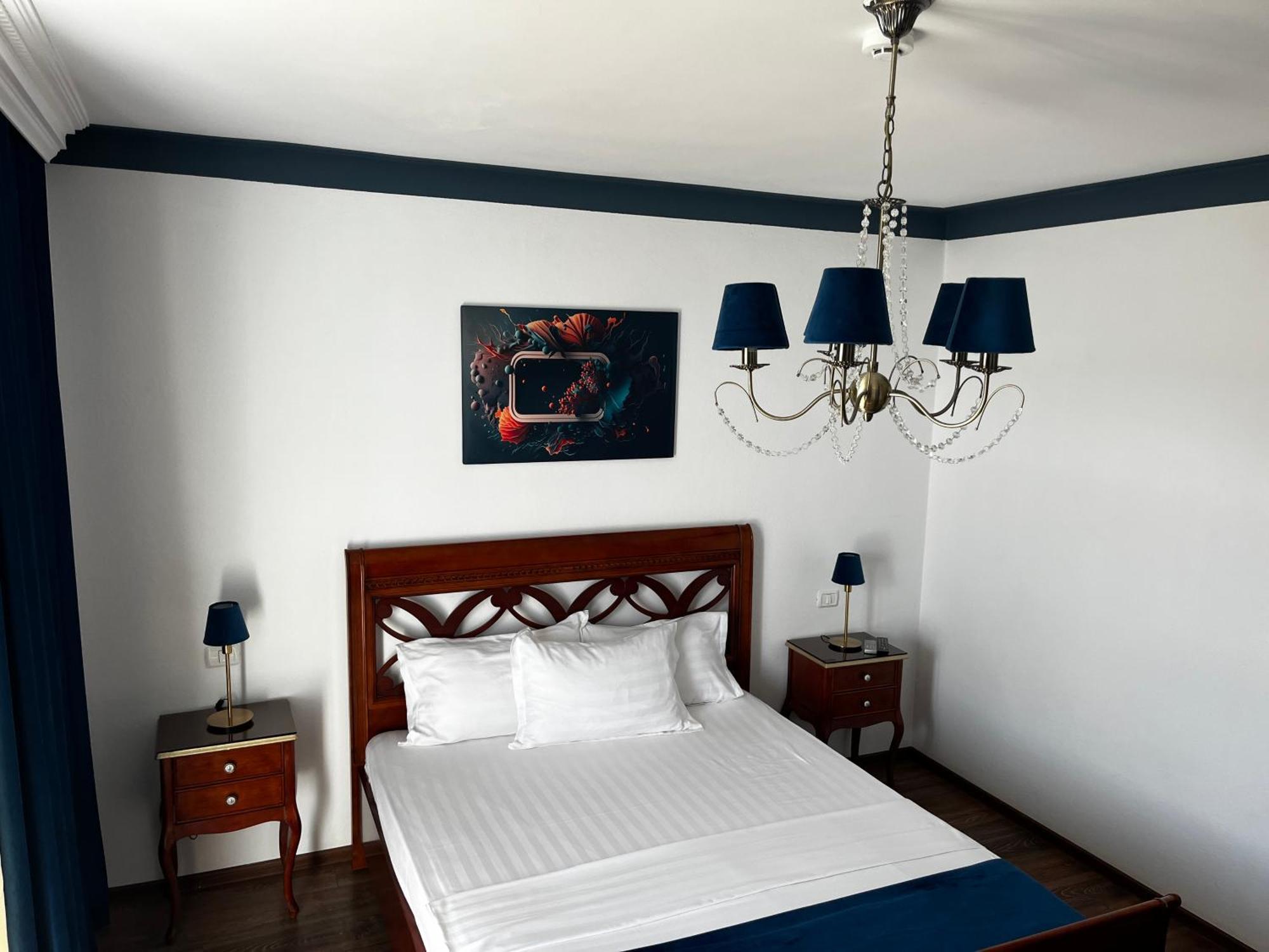 Riviera 990 - Resort & Restaurant Ieşelniţa Eksteriør billede