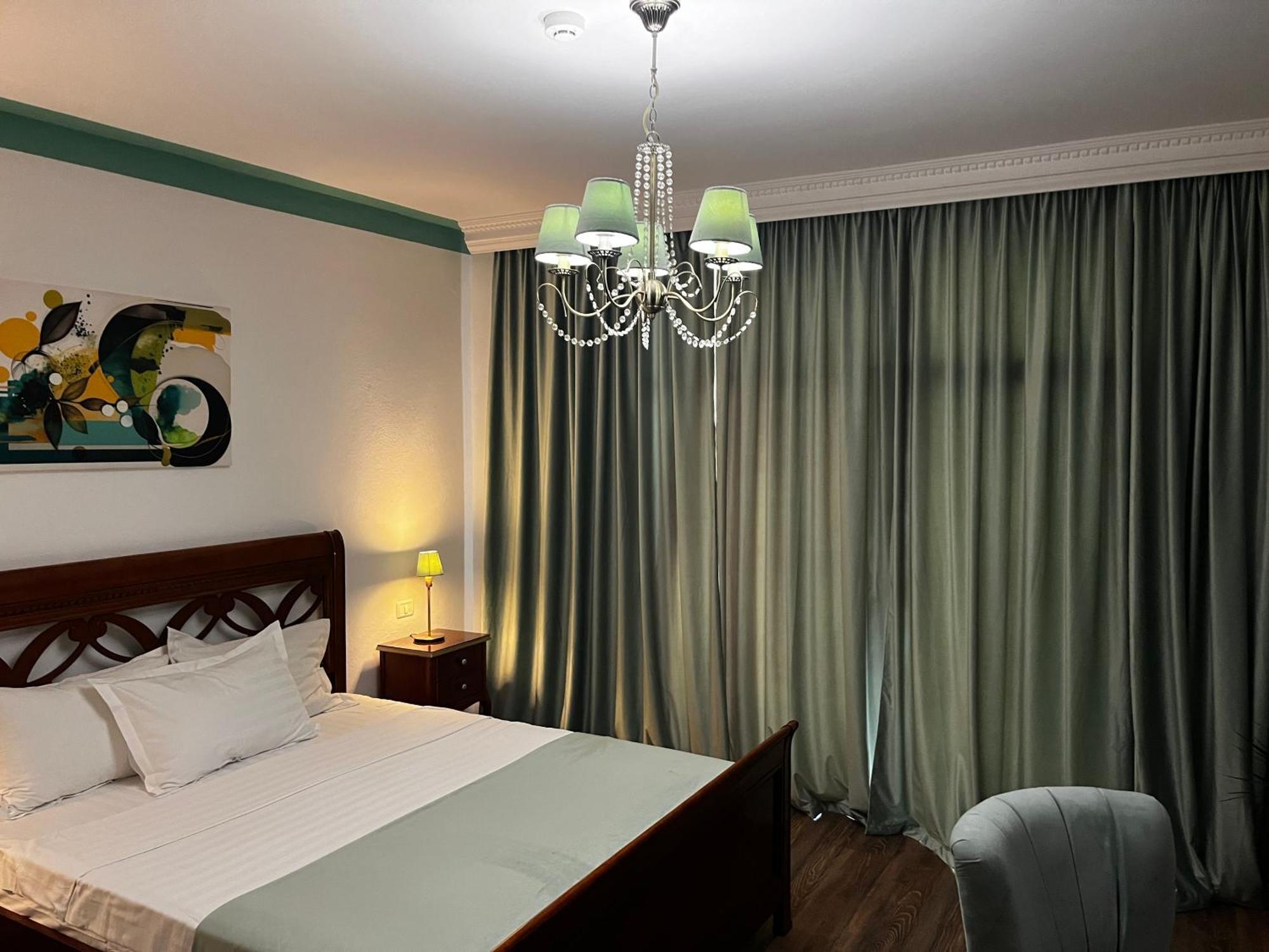 Riviera 990 - Resort & Restaurant Ieşelniţa Eksteriør billede