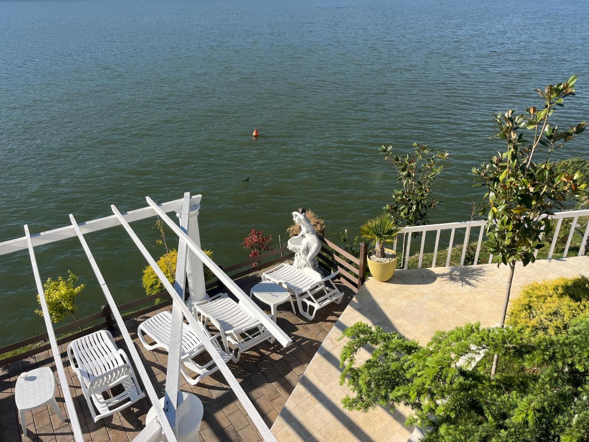 Riviera 990 - Resort & Restaurant Ieşelniţa Eksteriør billede